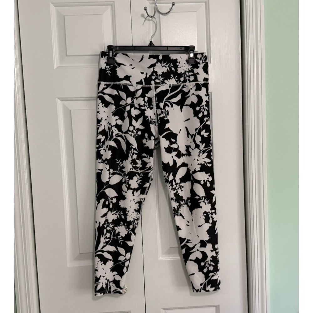 SAGE Collective Yoga Pants Womens Sz XL Black White Leggings Floral Artsy